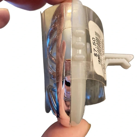 Bath and Body Works Star Scentportable Air Freshener Holder - Picture 3 of 3